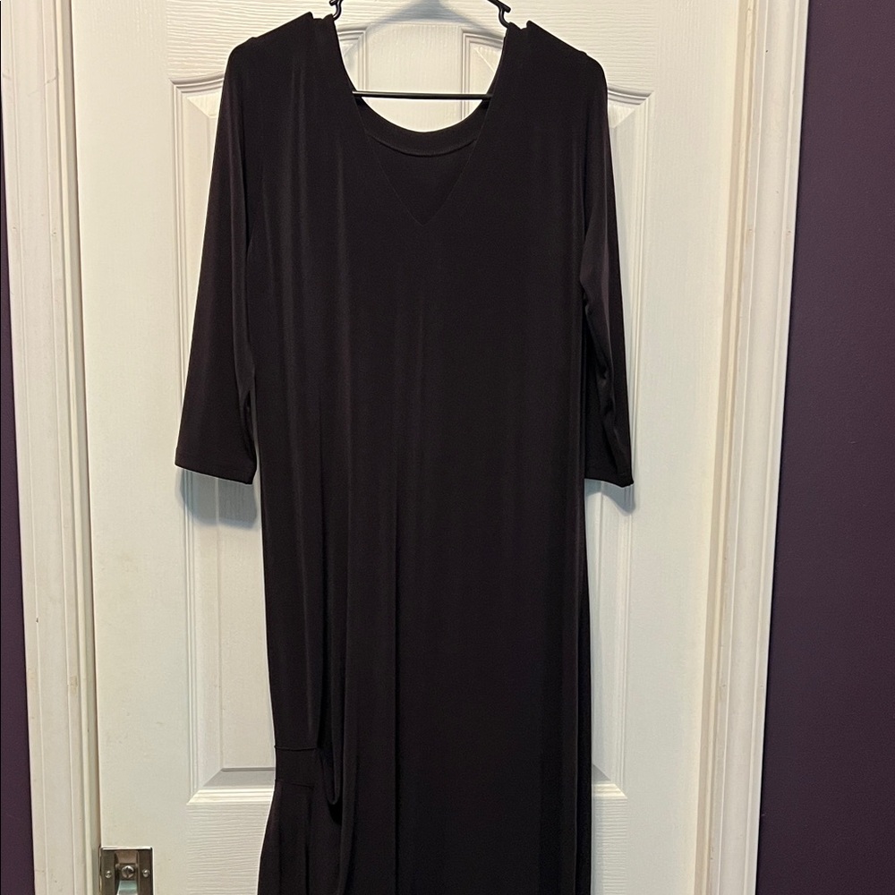 Sympli Elegant Black Dress